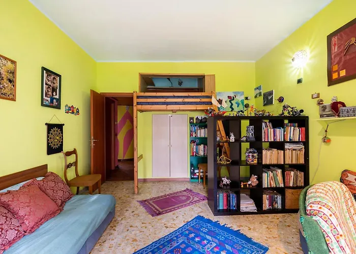 Fine Art House * Roma